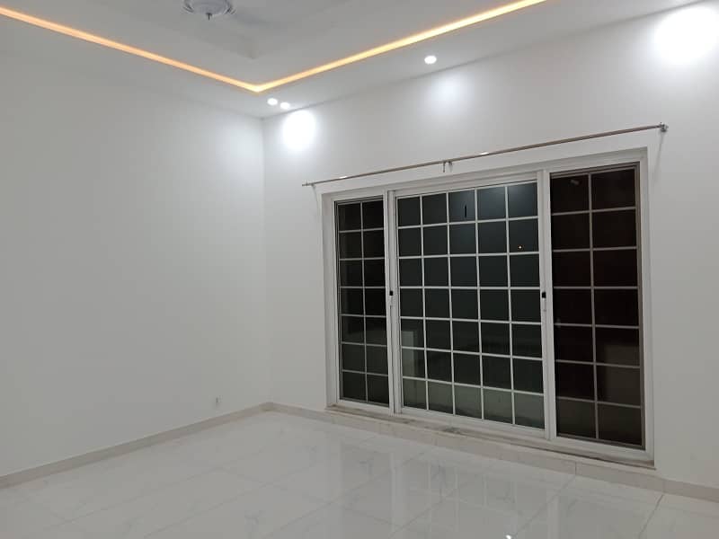 10 Marla Upper Portion Available For Rent 2