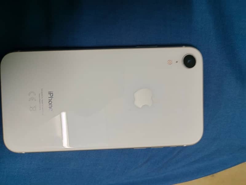 IPHONE XR 0