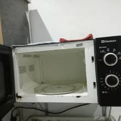 microwave oven