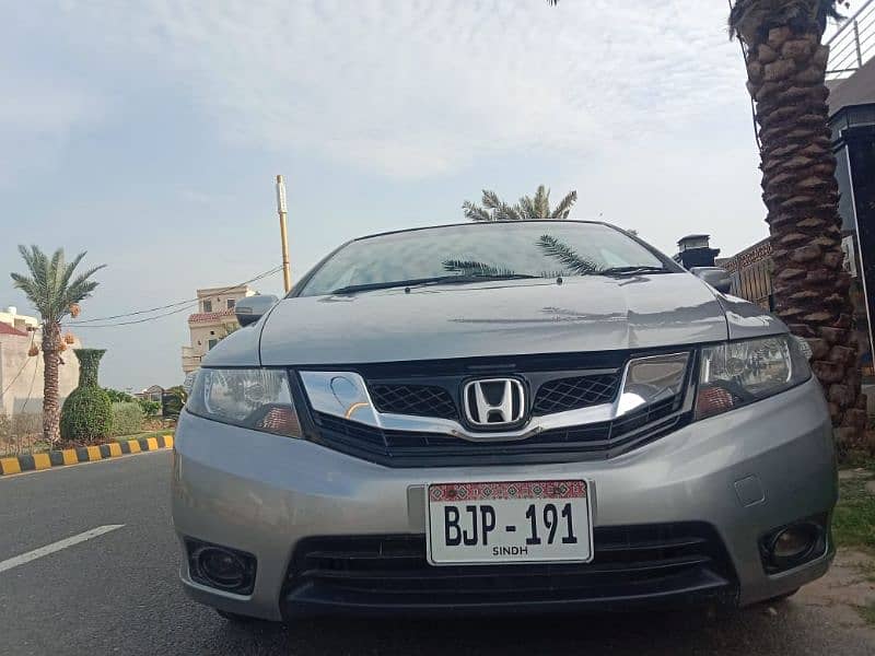 Honda city aspire. . good conditioned. orignal documents available 9