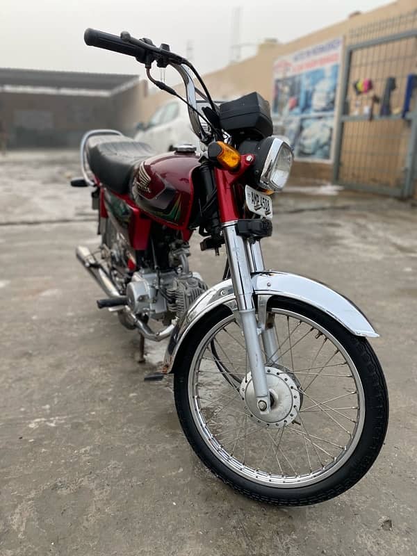 Honda cd 70 2022 3