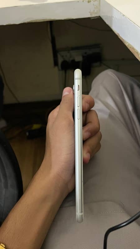 IPhone 8 Plus PTA 2