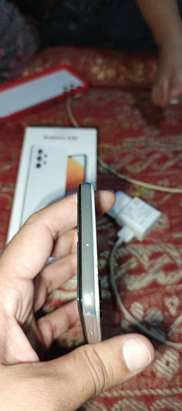 Samsung a32 Complete Saman. 7