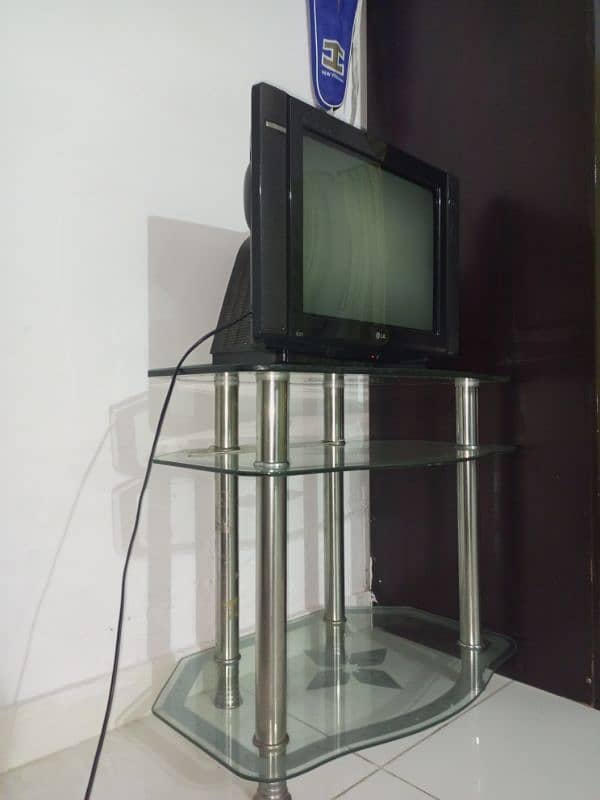 LG TV + TV TABLE 10