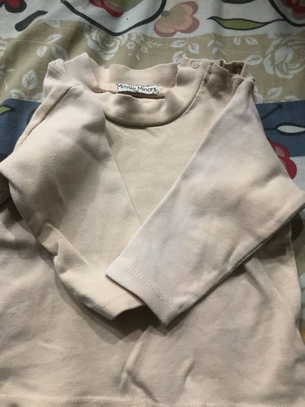 newborn, 6-9 months clothes 1