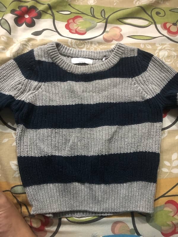 newborn, 6-9 months clothes 9