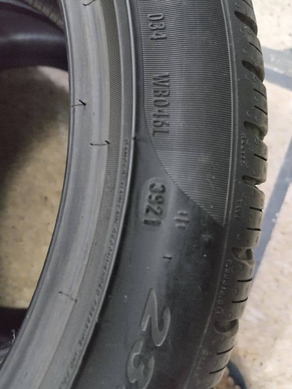 235-45-18 Pirelli 3