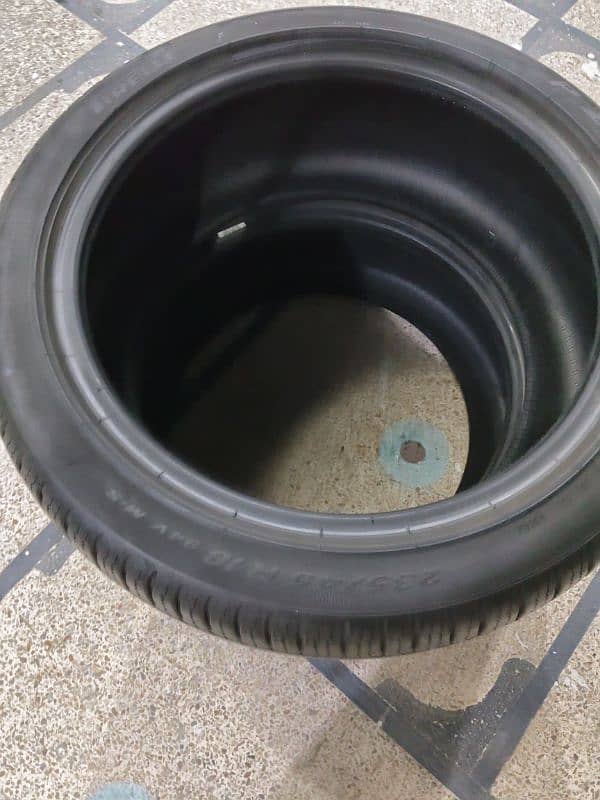 235-45-18 Pirelli 4