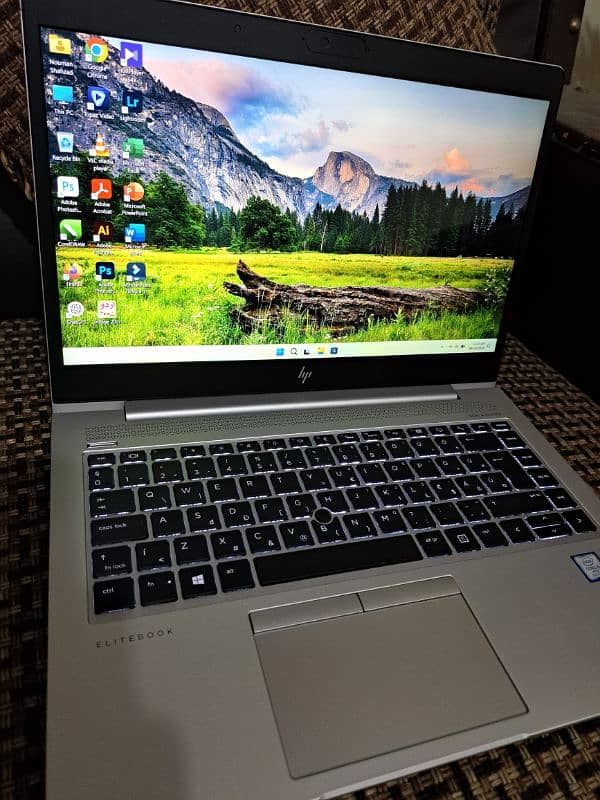 Hp Elitebook 840 G5 i5 8th Gen 3