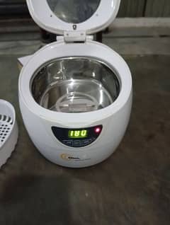 Ultrasonic cleaner