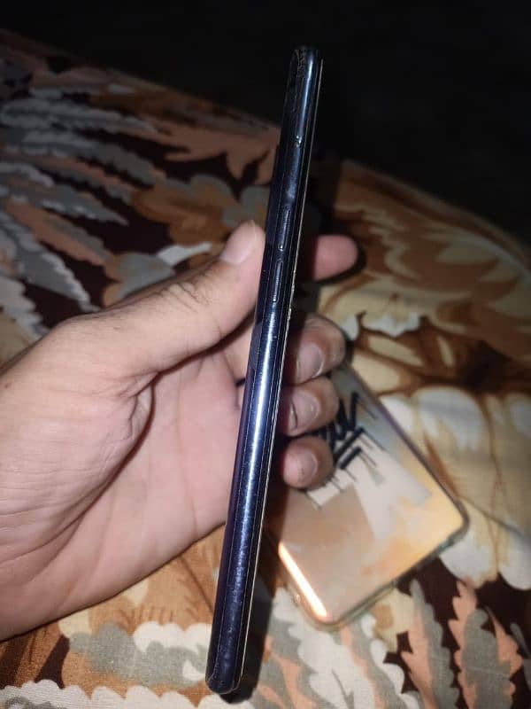 Oppo F15 with dabba charger 4