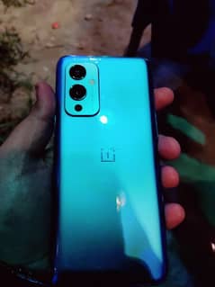 Oneplus 9 In 10/10 condition