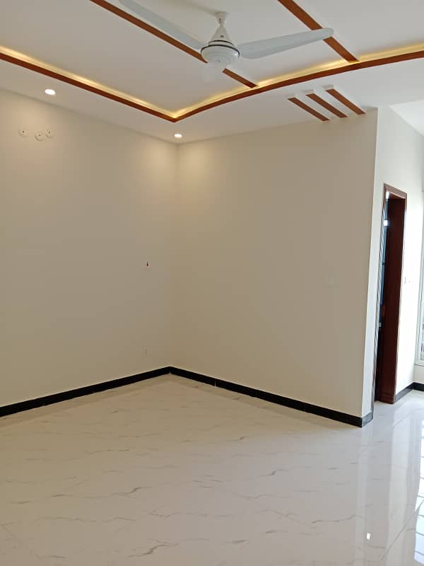 10 Marla Upper Portion Available For Rent In Sector C1 14