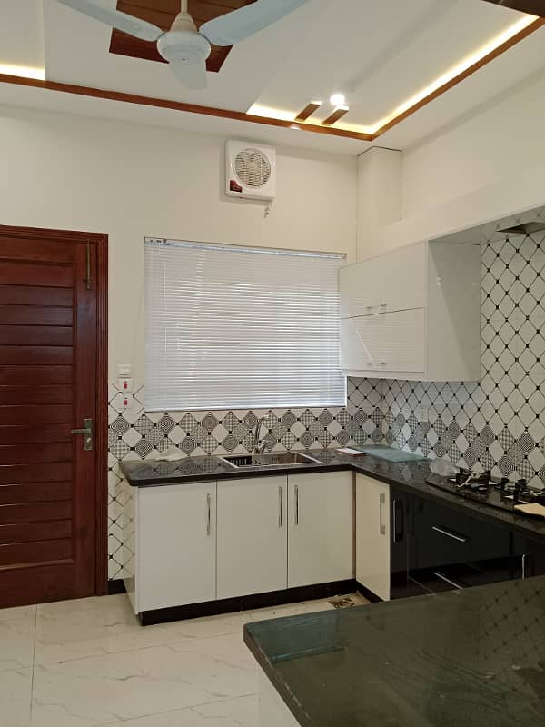 10 Marla Upper Portion Available For Rent In Sector C1 16