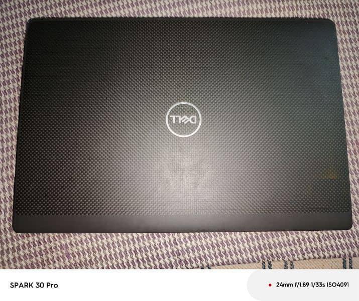 Dell Laptop 10 by 10 condition. . all ok . . . 16 Ram--512 SSD hard. . . 4