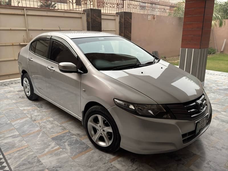 Honda City Aspire  automatic 2014 Total genuine 17