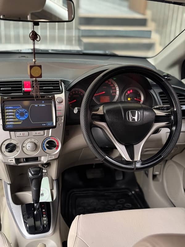 Honda City Aspire  automatic 2014 Total genuine 18