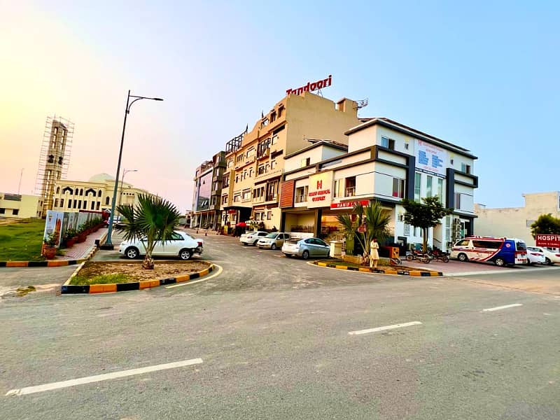 8 MARLA PARK FACING PLOT FOR SALE in FAISAL TOWN BLOCK A 10