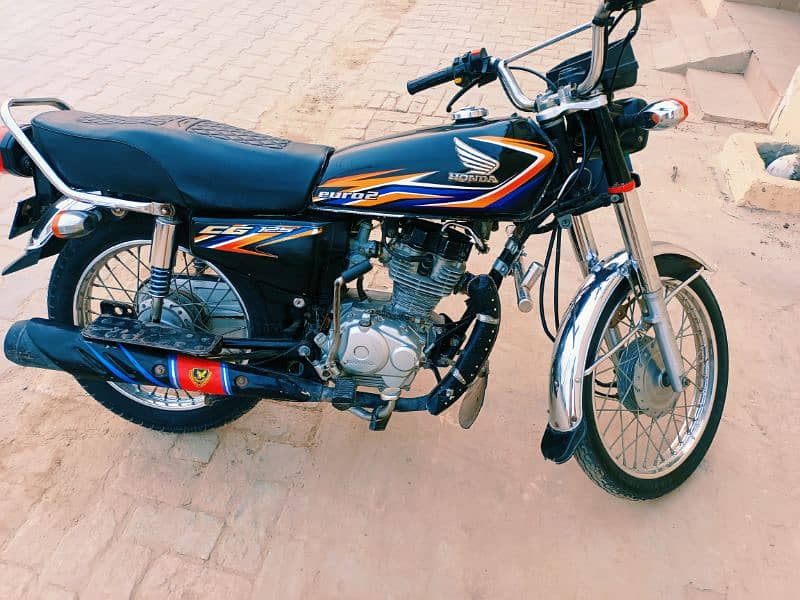 Honda CG125 2018 Lush Condition Black Beauty 4