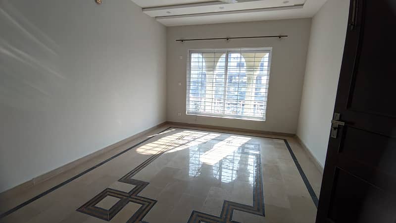 8 MARLA UPPER PORTION FOR RENT IN F-17 ISLAMABAD 3