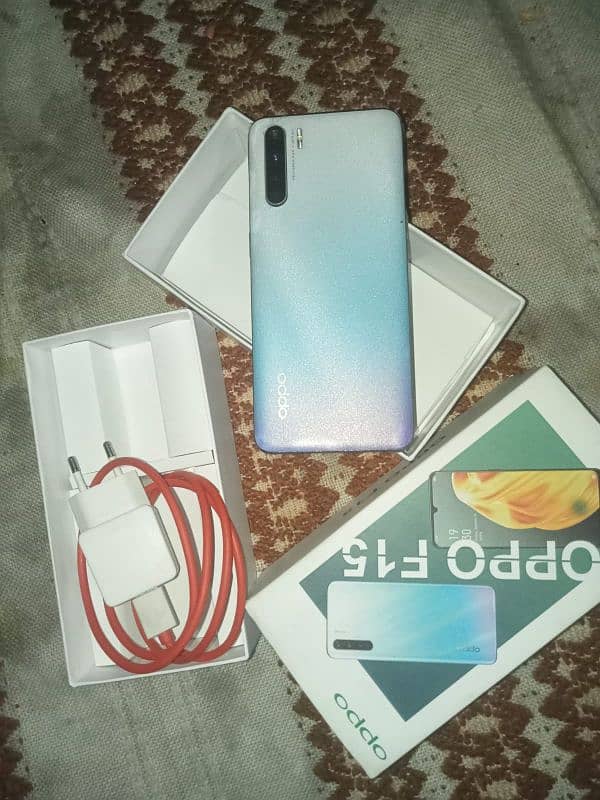 Oppo F 15 3