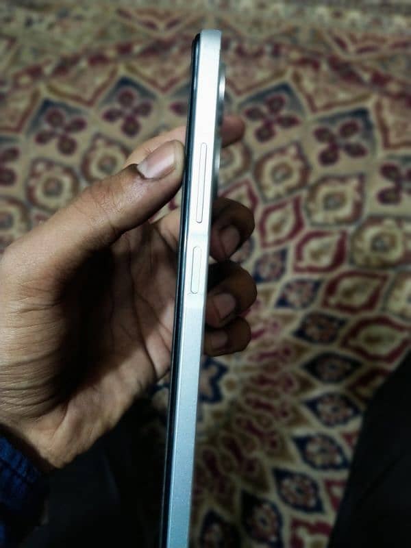 Infinix Hot 30 play for sale.  13 android version  128GB 03054754463 5