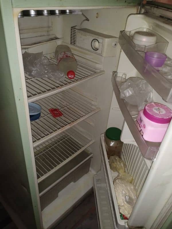 urgent for Fridge 100% ok 4