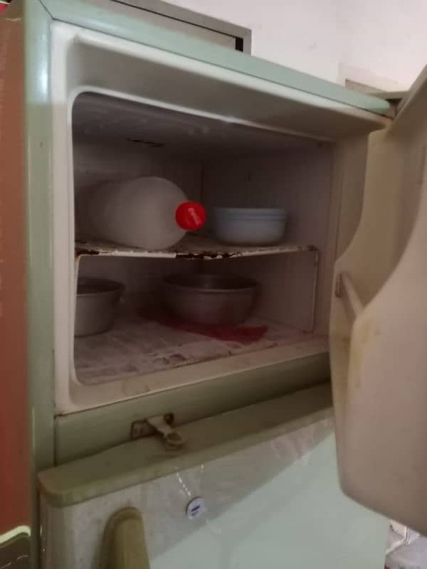 urgent for Fridge 100% ok 5