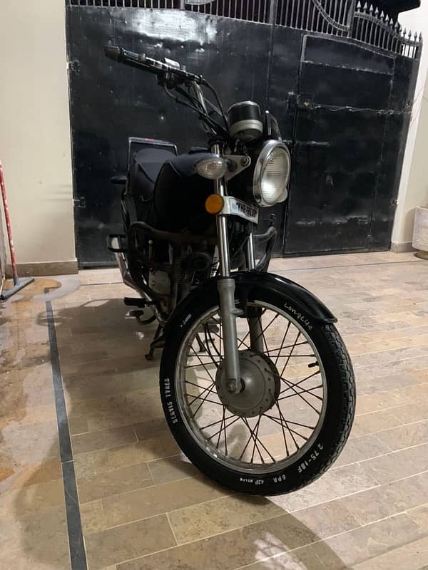 SUZUKI 150 GS 5