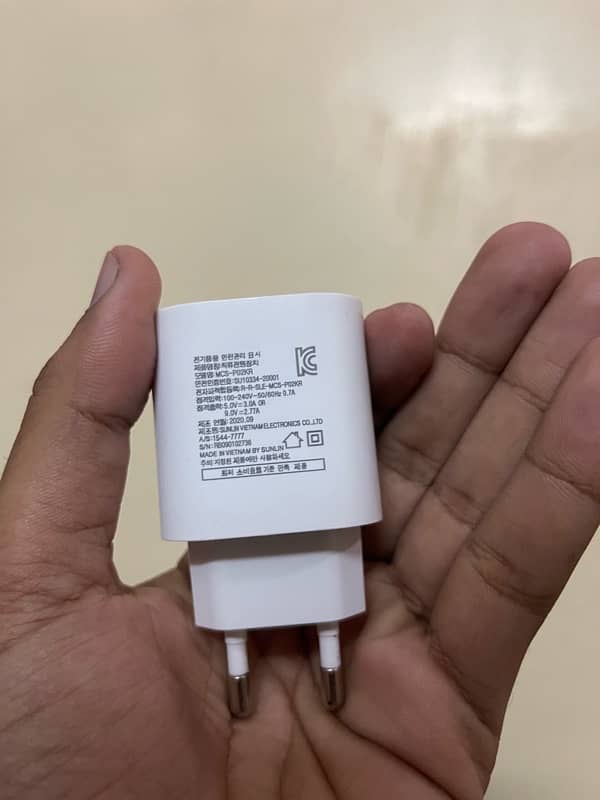 Lg v60 thinq orignal charger 3