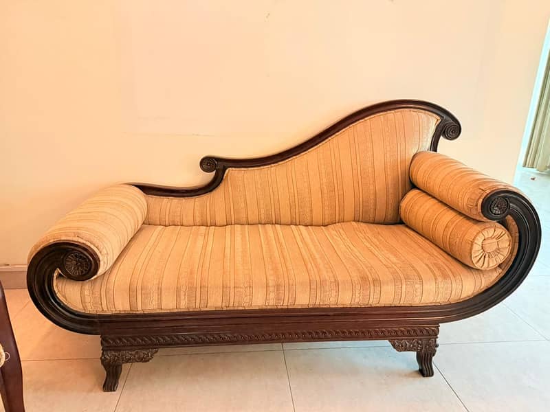 Ottoman sofa for sale 35K 0