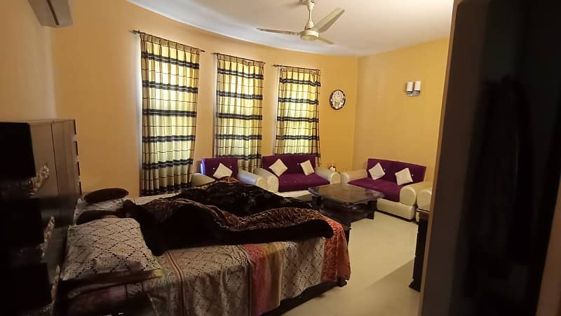 10 MARLA FULL HOUSE FOR SALE IN REAL COTTAGES NEAR DHA PHASE 1 4