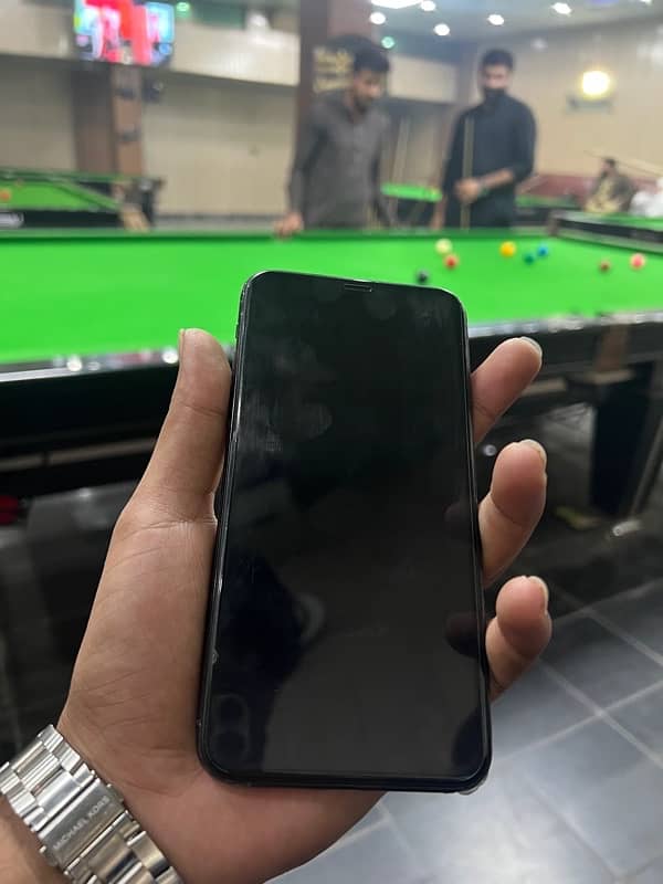 Iphone 11 pro max pta approved 256 gb 2