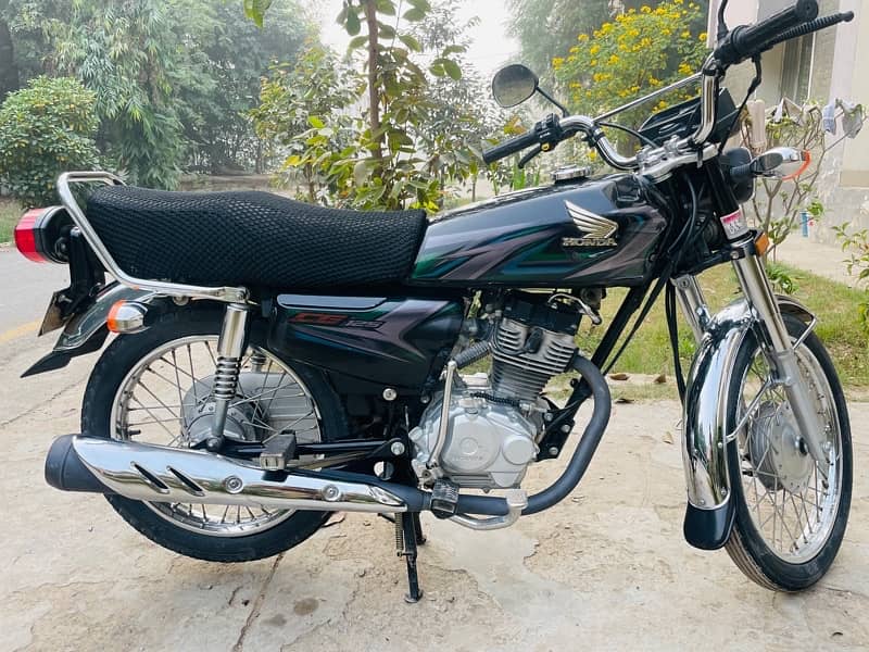 Honda 125 Black For Sale 0