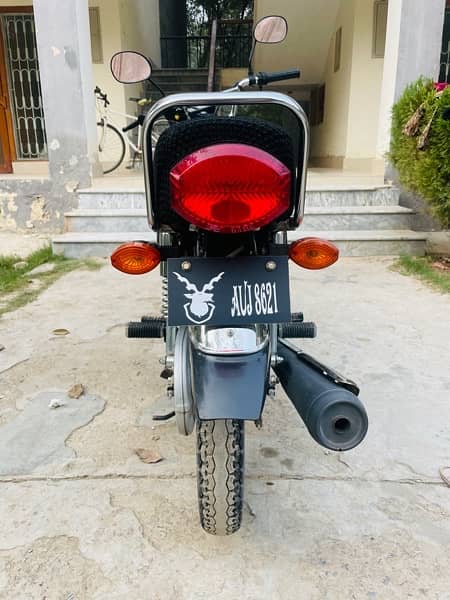 Honda 125 Black For Sale 1