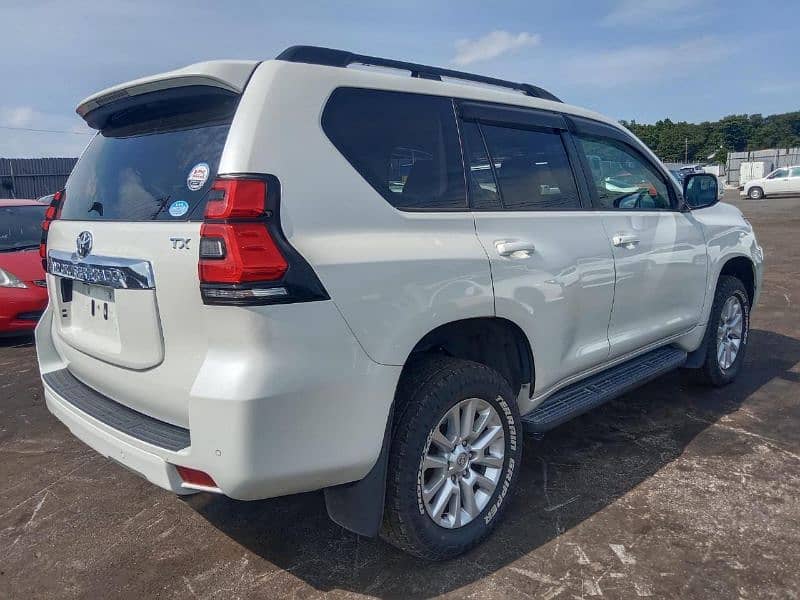 TOYOTA PRADO TX 2019 PEARl white 3