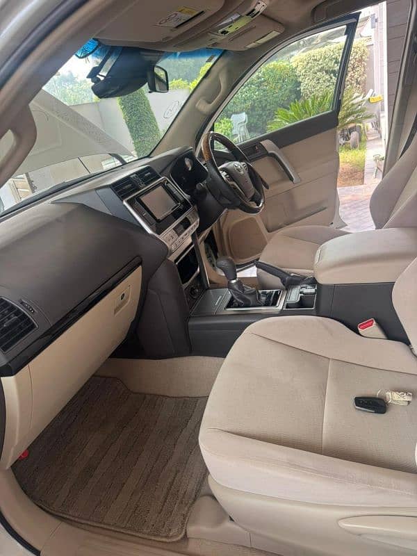 TOYOTA PRADO TX 2019 PEARl white 11