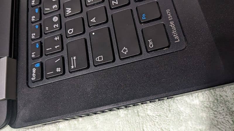 Delll latitude e5470 3