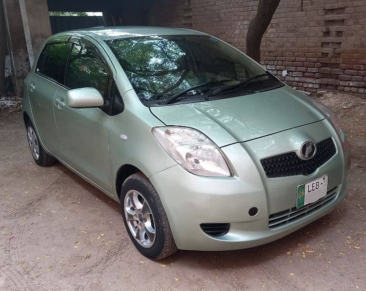 Toyota Vitz 2006 IMPORT 2011 4