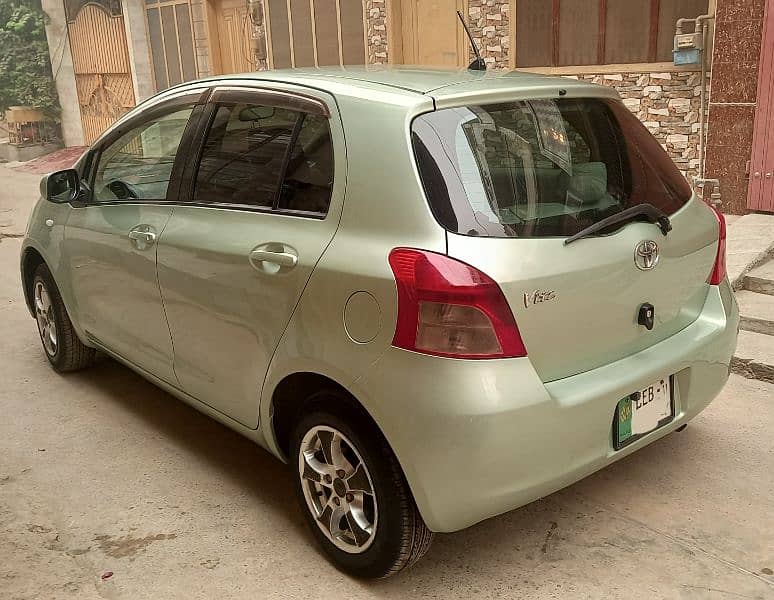 Toyota Vitz 2006 IMPORT 2011 6