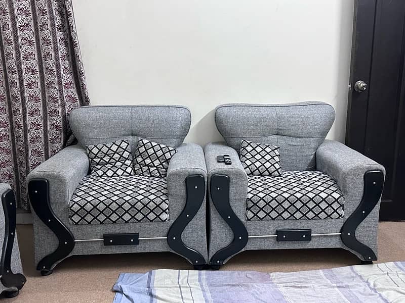 Sofa Set Excellent Condition for Sale 0