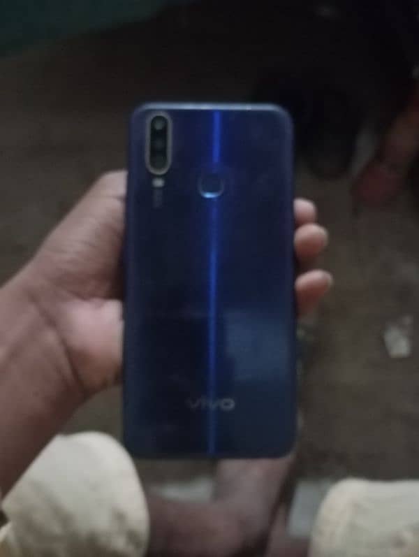 Vivo y 15 4