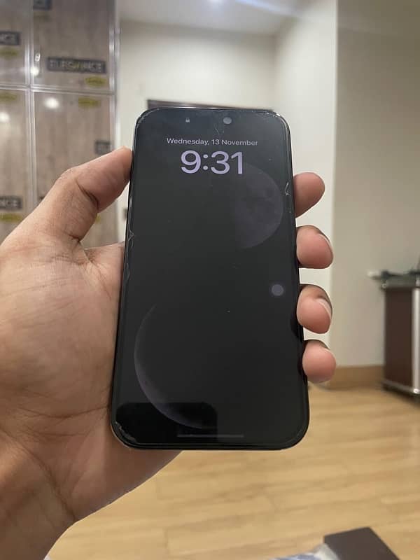 iPhone 15 Pro (Non-Pta) 0