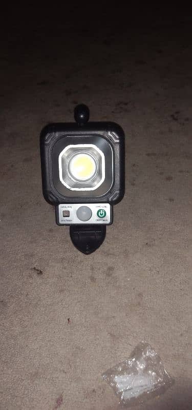 solar sensor motion street light 3