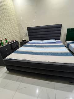 KING SIZE BED