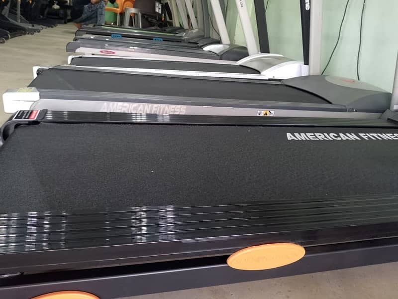 treadmill lifetime availability of parts and costumers service 3