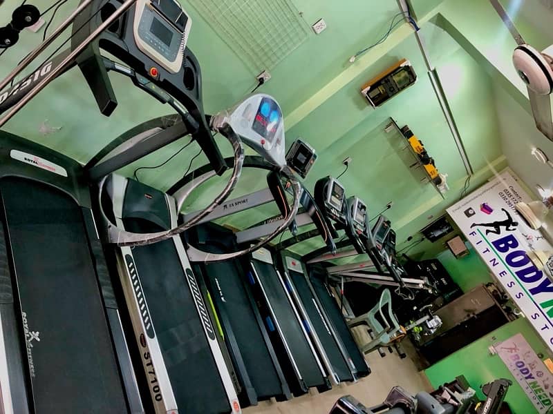 treadmill lifetime availability of parts and costumers service 9