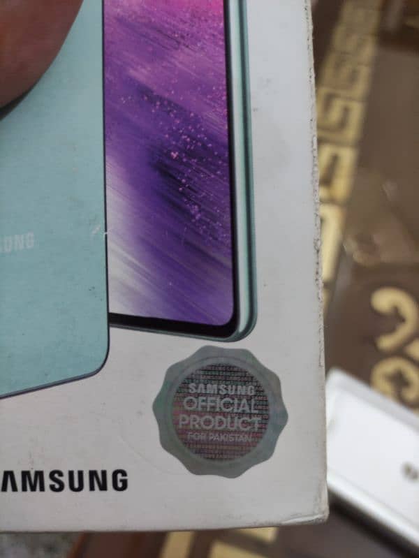 Samsung Galaxy A73 2