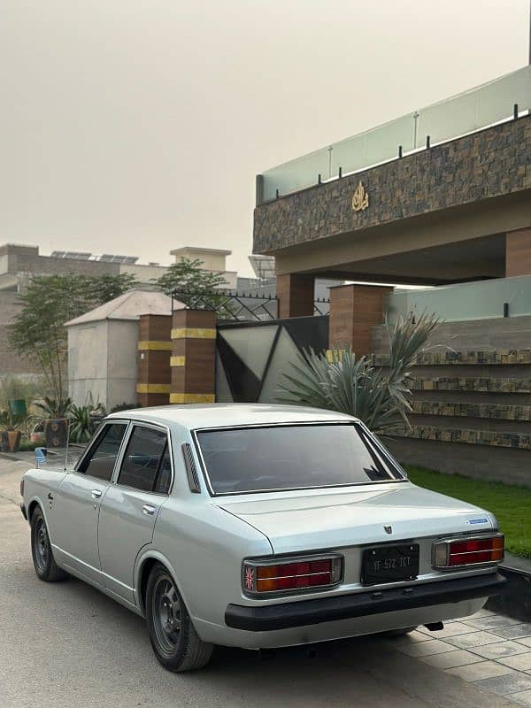 Toyota Corona 1972 2