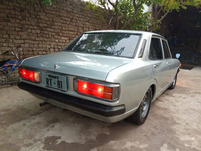 Toyota Corona 1972 12